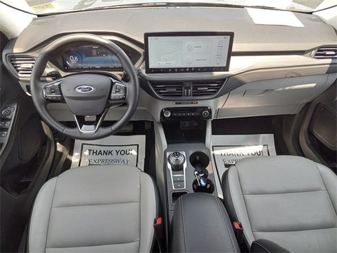 Used 2023 Ford Escape Platinum image 16