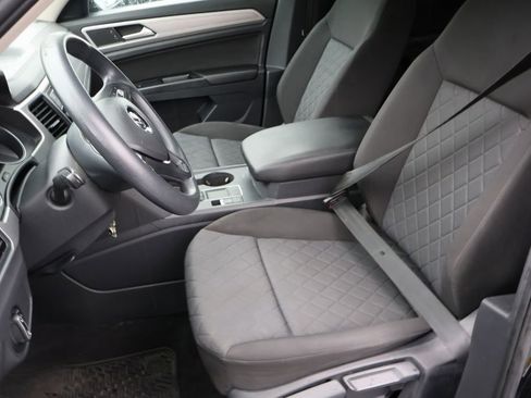 Used 2019 Volkswagen Atlas S image 43