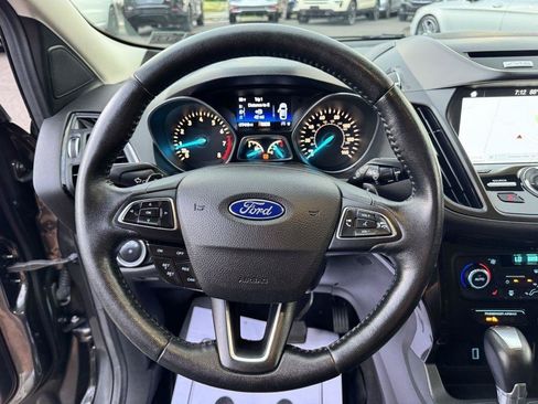 Used 2017 Ford Escape Titanium AWD/4WD image 21