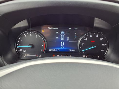 Used 2024 Ford Explorer XLT w/ Equipment Group 202A AWD/4WD image 17