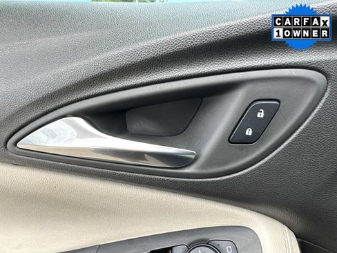 Certified 2024 Buick Encore GX Sport Touring image 21