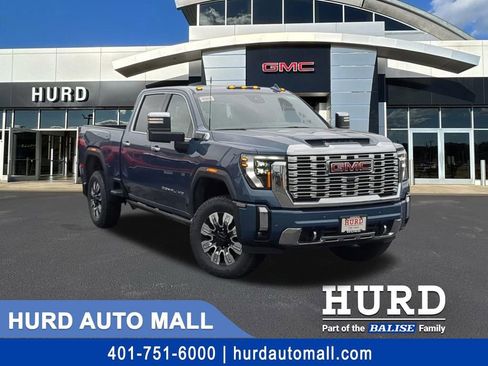 New 2026 GMC Sierra 3500 Denali w/ Denali Reserve Package AWD/4WD image 1