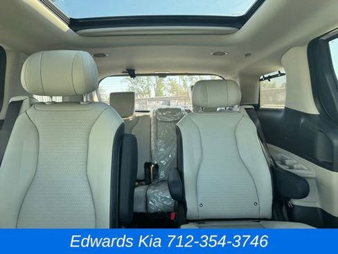 New 2026 Kia Carnival SX Prestige image 37