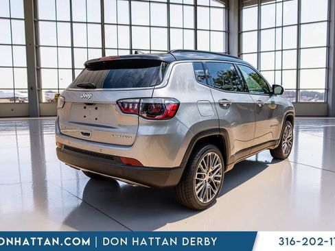 Used 2023 Jeep Compass Limited w/ Elite Group AWD/4WD image 36