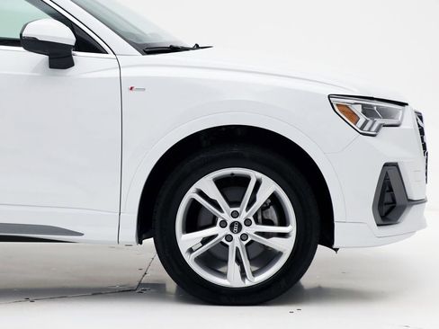 Used 2022 Audi Q3 2.0T Premium Plus image 4