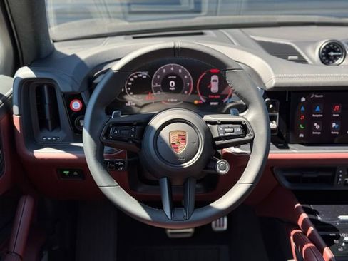 New 2025 Porsche Cayenne GTS AWD/4WD image 16