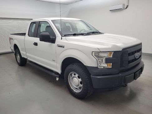 Used 2015 Ford F150 XL w/ Equipment Group 101A Mid AWD/4WD image 11