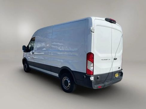 Used 2024 Ford Transit 250 Medium Roof w/LWB Van 3D image 3
