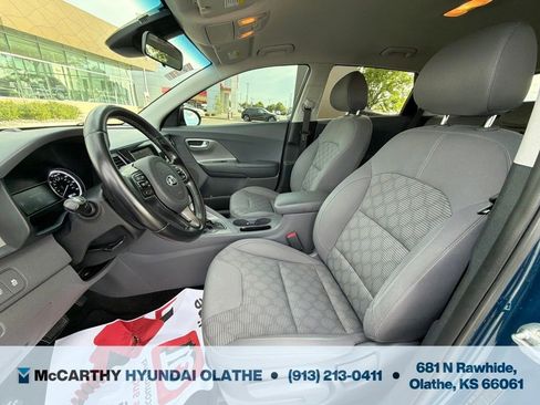 Used 2019 Kia Niro LX FWD image 16