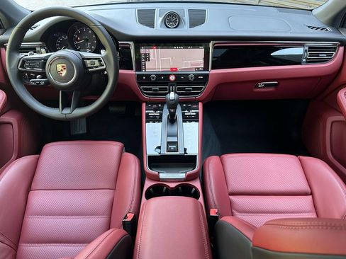 Certified 2026 Porsche Macan Turbo AWD/4WD image 14