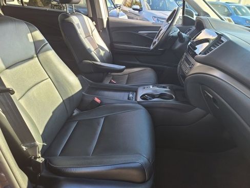 Used 2021 Honda Pilot Special Edition image 9