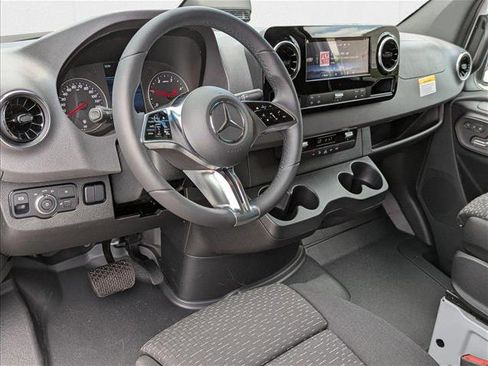 New 2025 Mercedes-Benz Sprinter 2500 image 3