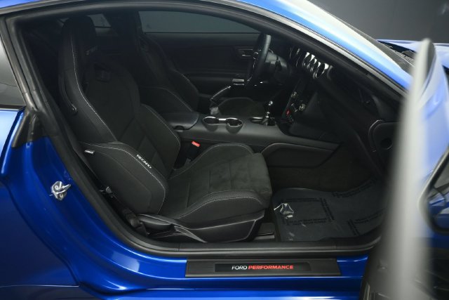 Used 2017 Ford Mustang Shelby GT350 w/ Electronics Package RWD image 35
