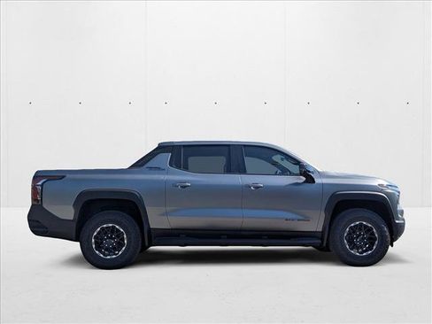 New 2026 Chevrolet Silverado EV Trail Boss image 4