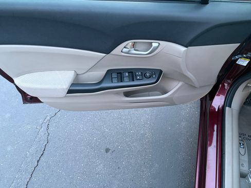 Used 2012 Honda Civic LX image 10