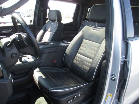 Used 2022 GMC Sierra 1500 AT4X AWD/4WD image 24
