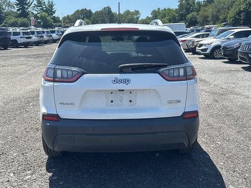 Used 2020 Jeep Cherokee Latitude Plus w/ Cold Weather Group AWD/4WD image 7