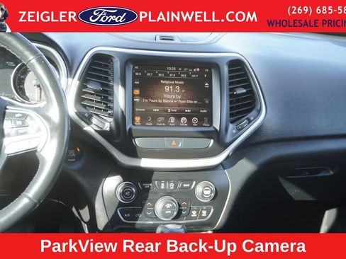 Used 2016 Jeep Cherokee Limited image 15