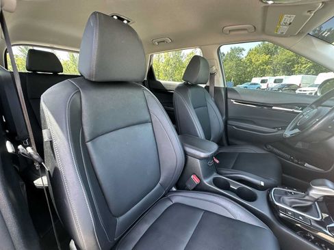 Used 2024 Kia Seltos EX FWD image 24