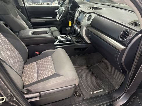 Used 2020 Toyota Tundra SR5 w/ SR5 Upgrade Package AWD/4WD image 7