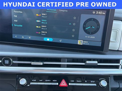Used 2025 Hyundai Santa Fe SE w/ Tow & Go Package image 29