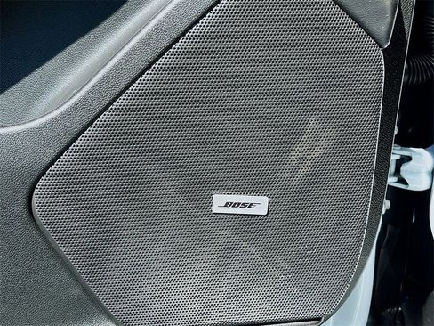 New 2025 Cadillac XT6 Premium Luxury w/ Technology Package image 17