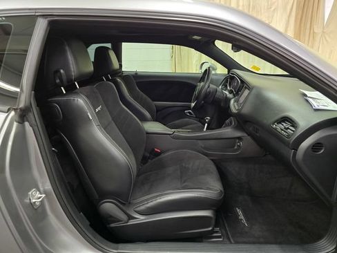 Used 2015 Dodge Challenger SRT w/ Technology Group RWD image 30