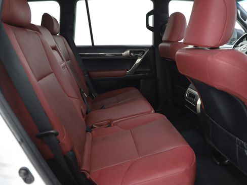 Used 2021 Lexus GX 460 Premium w/ Premium Package image 14