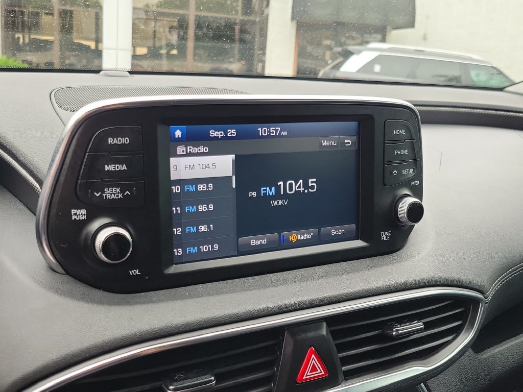 Used 2019 Hyundai Santa Fe Limited FWD image 27