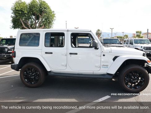 Used 2021 Jeep Wrangler Unlimited Sahara w/ Cold Weather Group AWD/4WD image 7