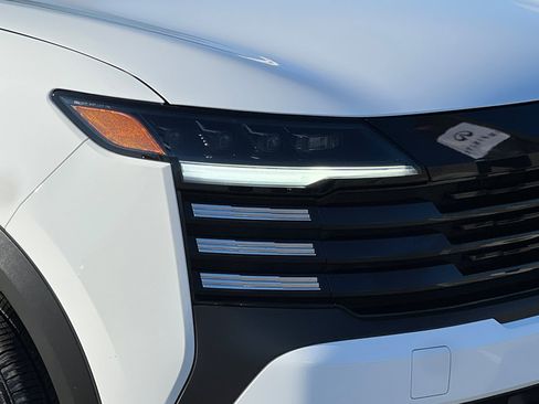 Certified 2025 Nissan Kicks S image 47