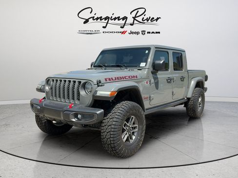 Used 2021 Jeep Gladiator Rubicon AWD/4WD image 3