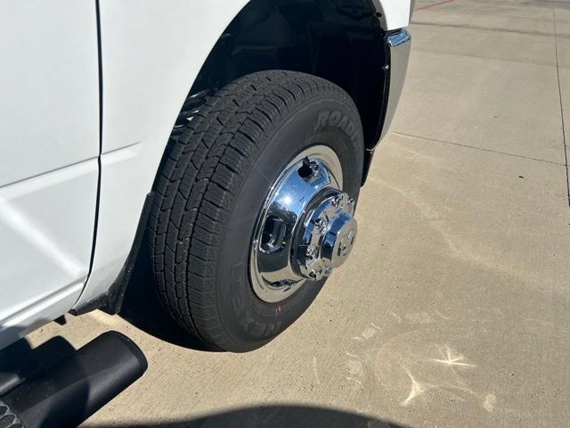 New 2027 RAM 3500 Tradesman AWD/4WD image 11