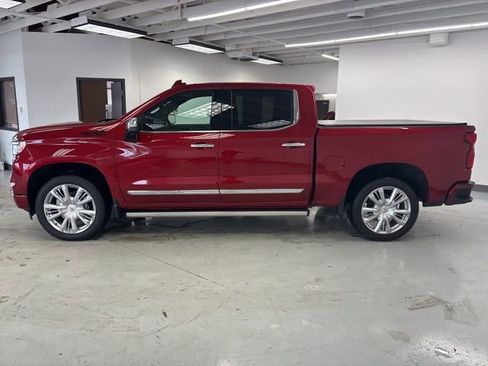 Used 2024 Chevrolet Silverado 1500 High Country w/ High Country Premium Package image 9