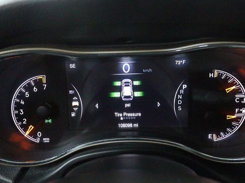 Used 2015 Jeep Grand Cherokee Altitude AWD/4WD image 10