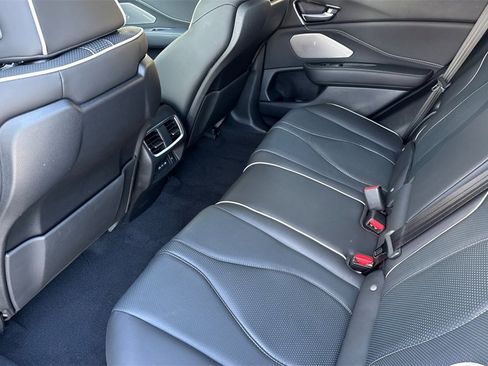 Certified 2025 Acura RDX Advance Package image 5