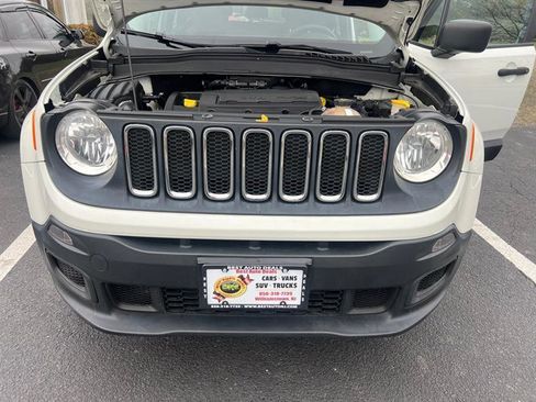 Used 2015 Jeep Renegade Sport w/ Power & Air Group AWD/4WD image 37