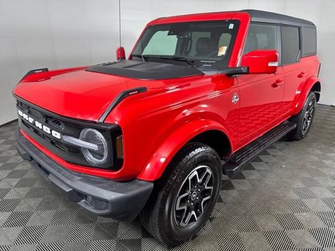 Certified 2023 Ford Bronco Outer Banks AWD/4WD image 8