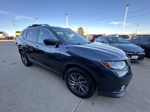 Used 2016 Nissan Rogue SL w/ SL Premium Package AWD/4WD image 6