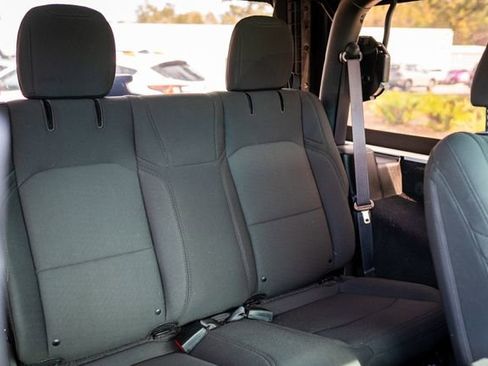 Used 2022 Jeep Wrangler Willys image 9