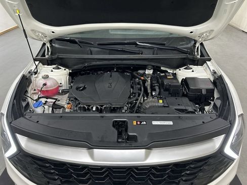 Used 2023 Kia Sportage LX image 23