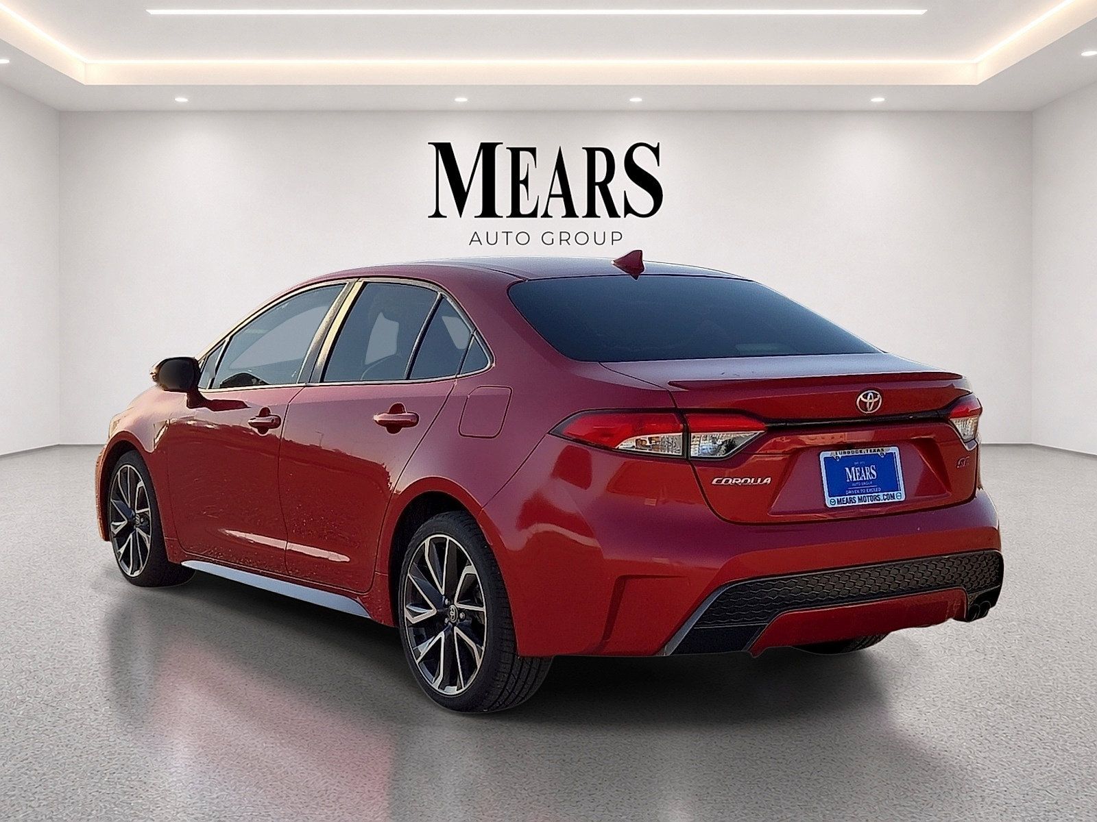 Used 2020 Toyota Corolla SE w/ SE Premium Package FWD image 3