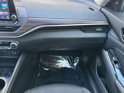 Used 2023 Nissan Altima 2.5 SV image 28