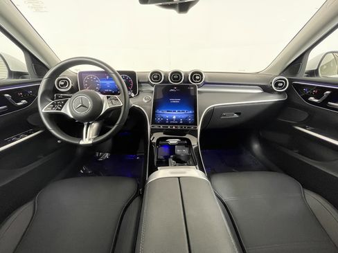 Used 2025 Mercedes-Benz C 300 Sedan image 11