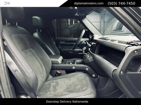 Used 2022 Land Rover Defender 110 V8 AWD/4WD image 20