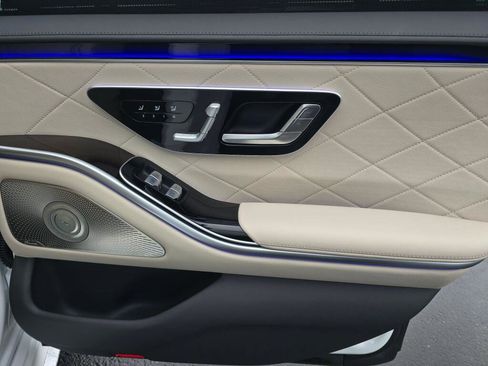 New 2026 Mercedes-Benz S 580 4MATIC Sedan image 23