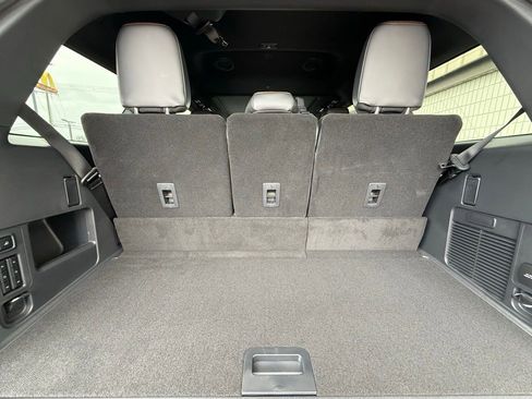 New 2026 Ford Expedition Tremor image 28