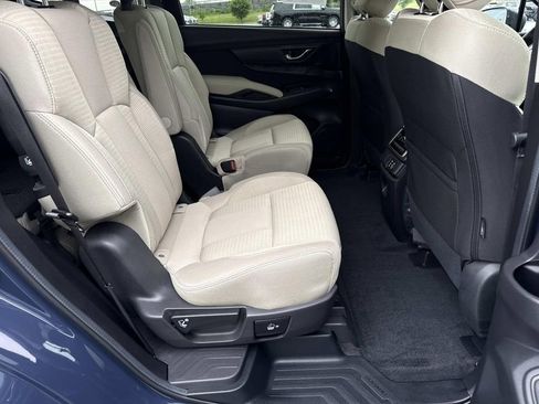 Used 2025 Subaru Ascent Premium AWD/4WD image 21