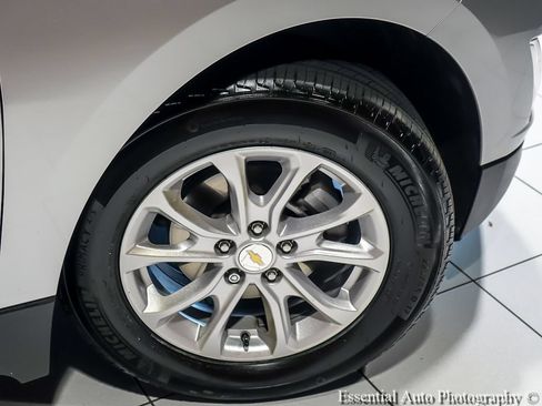 Used 2021 Chevrolet Equinox LS w/ LS Convenience Package FWD image 11