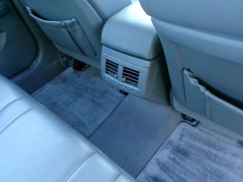 Used 2006 Toyota Avalon XLS FWD image 8